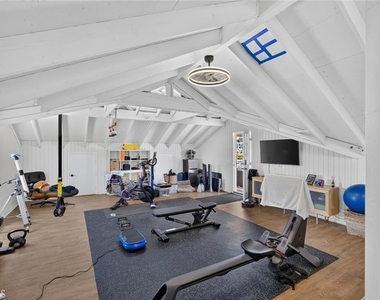 24622 Santa Clara Avenue - Photo Thumbnail 37