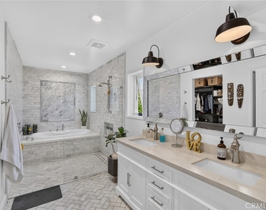 24622 Santa Clara Avenue - Photo Thumbnail 14