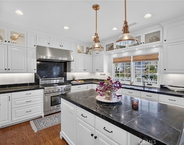 24622 Santa Clara Avenue - Photo Thumbnail 9