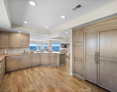 603 S Coast Hwy - Photo Thumbnail 9