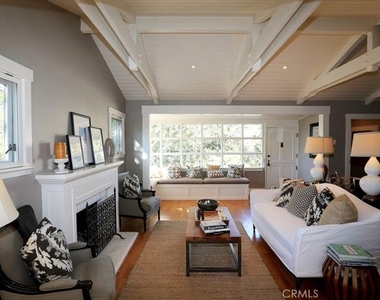 555 Bluebird Canyon Drive - Photo Thumbnail 5