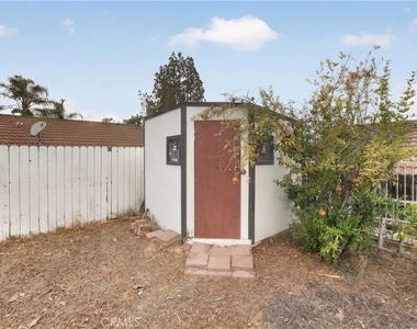 655 W Ontario Avenue - Photo Thumbnail 46