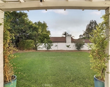 655 W Ontario Avenue - Photo Thumbnail 48