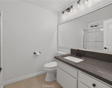655 W Ontario Avenue - Photo Thumbnail 34