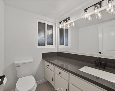 655 W Ontario Avenue - Photo Thumbnail 30