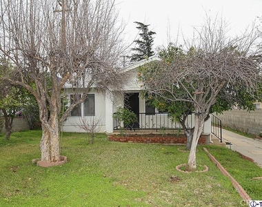 621 Price Drive - Photo Thumbnail 10