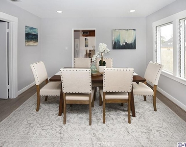 621 Price Drive - Photo Thumbnail 2