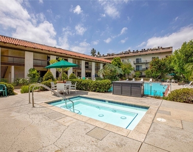 5460 White Oak Ave - Photo Thumbnail 10