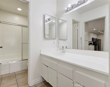 5460 White Oak Ave - Photo Thumbnail 6