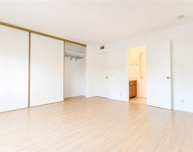 780 Golden Springs - Photo Thumbnail 11