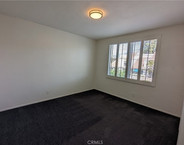 589 Fairview Avenue - Photo Thumbnail 31