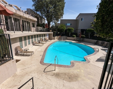 589 Fairview Avenue - Photo Thumbnail 47