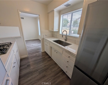 589 Fairview Avenue - Photo Thumbnail 18