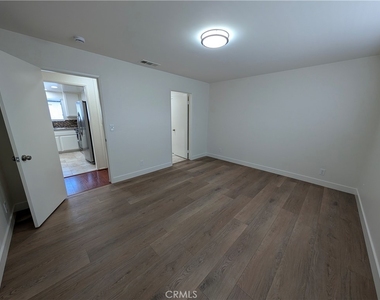 845 W Olive Avenue - Photo Thumbnail 22