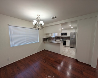 845 W Olive Avenue - Photo Thumbnail 12