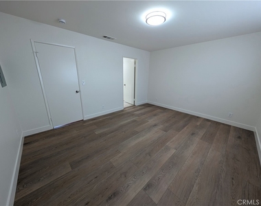 845 W Olive Avenue - Photo Thumbnail 23