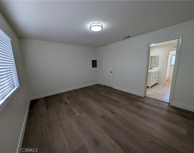 845 W Olive Avenue - Photo Thumbnail 24