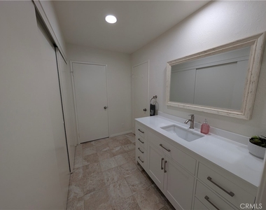 845 W Olive Avenue - Photo Thumbnail 31