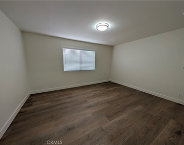 845 W Olive Avenue - Photo Thumbnail 25
