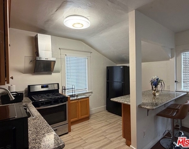 2240 Crenshaw Boulevard - Photo Thumbnail 5