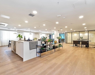 510 S Oxford Avenue - Photo Thumbnail 15