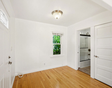 4427 Finley Avenue - Photo Thumbnail 6