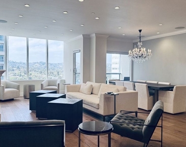 10724 Wilshire Boulevard - Photo Thumbnail 5