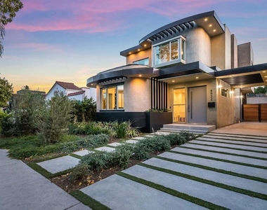 8932 Dorrington Avenue - Photo Thumbnail 31