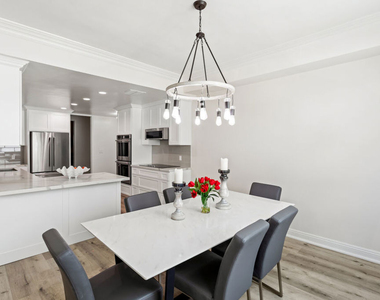 430 Maple Drive - Photo Thumbnail 7