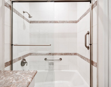 200 N Almont Drive - Photo Thumbnail 18
