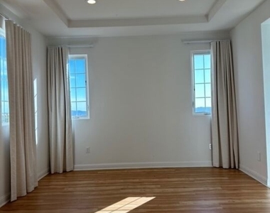 20812 W Bur Oak Circle - Photo Thumbnail 13