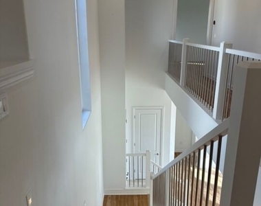 20812 W Bur Oak Circle - Photo Thumbnail 15