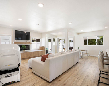 12831 Red Hill Avenue - Photo Thumbnail 7