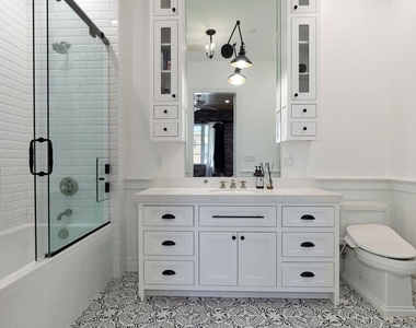 10810 Wilkins Avenue - Photo Thumbnail 34