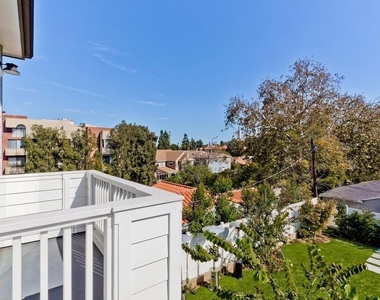 10810 Wilkins Avenue - Photo Thumbnail 28