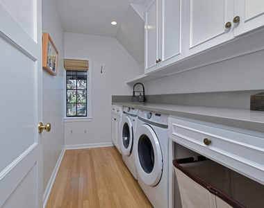 5005 Los Feliz - Photo Thumbnail 15