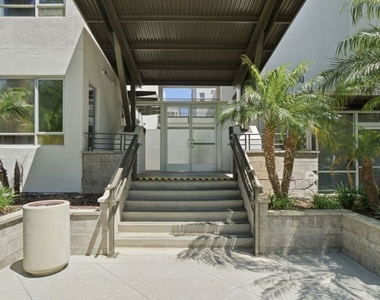 6400 Crescent Park - Photo Thumbnail 19