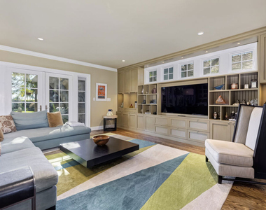 2855 Club Drive - Photo Thumbnail 10