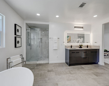 344 S Camden Drive - Photo Thumbnail 17