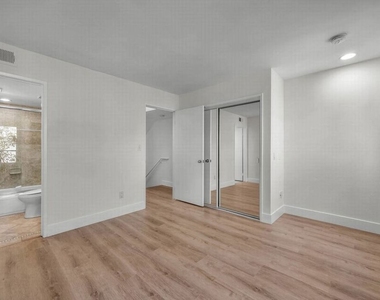 1735 Malcolm Avenue - Photo Thumbnail 13