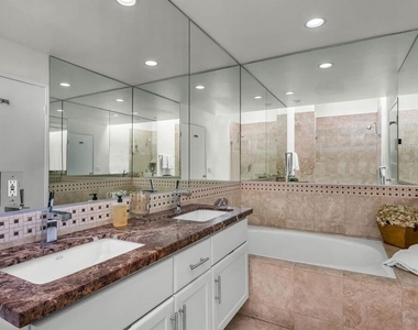 1735 Malcolm Avenue - Photo Thumbnail 21