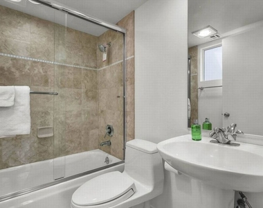1735 Malcolm Avenue - Photo Thumbnail 14