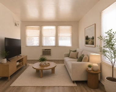 5516 1/2 N Cahuenga Boulevard - Photo Thumbnail 1