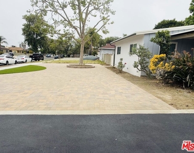 13411 Wingo Street - Photo Thumbnail 3