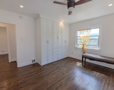 1067 S Sycamore Avenue - Photo Thumbnail 41