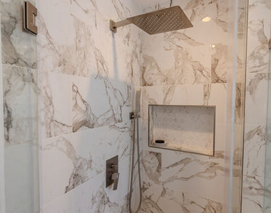 1067 S Sycamore Avenue - Photo Thumbnail 37
