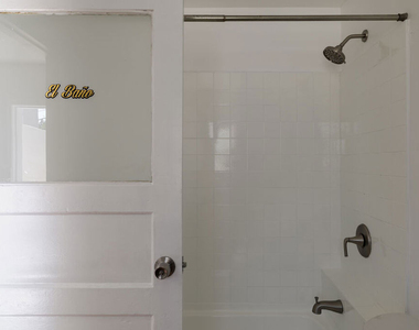 2120 N Cahuenga Boulevard - Photo Thumbnail 11