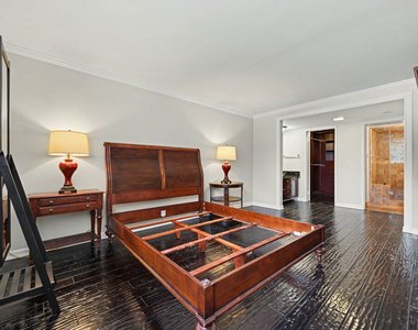 10535 Wilshire Boulevard - Photo Thumbnail 22