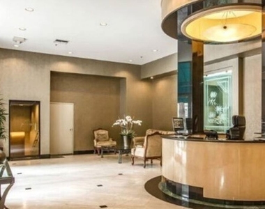 10535 Wilshire Boulevard - Photo Thumbnail 36