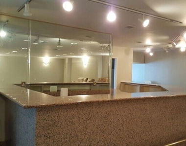 10535 Wilshire Boulevard - Photo Thumbnail 47